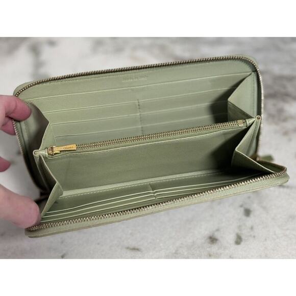 Auth. Celine Green & Black Large Lambskin Leather Long Zippy Wallet - Picture 3 of 11